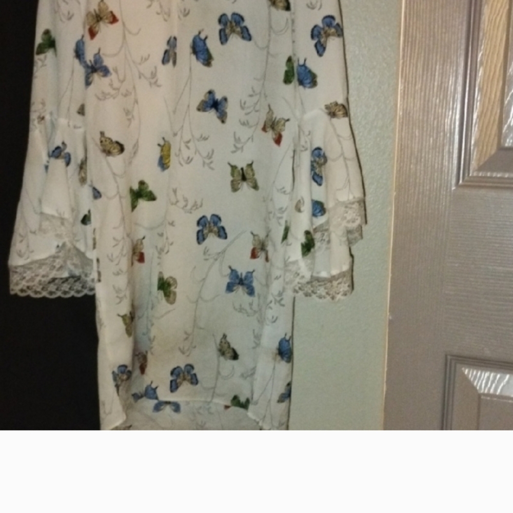 Butterfly Print Kimono with Lace Trim